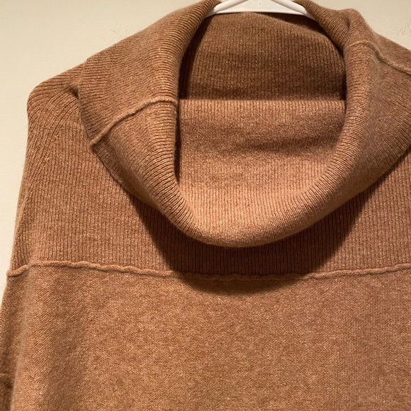 Cashmere Free People Keep a Secret Tunic - Picture 6 of 11